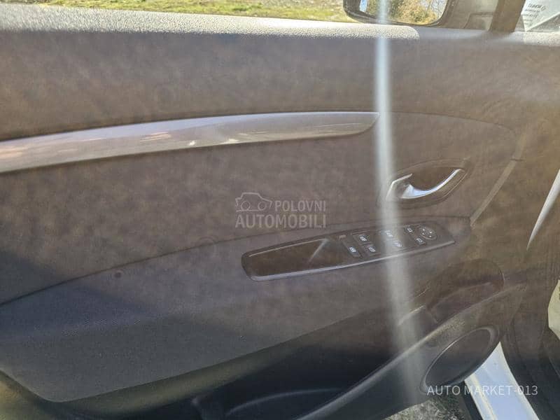 Renault Scenic 1.5 dci X-MODE CROSS