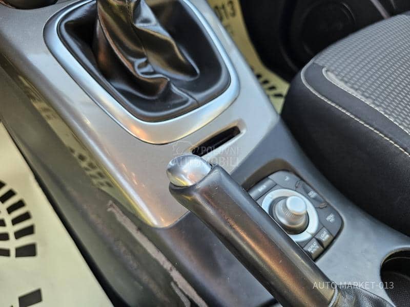 Renault Scenic 1.5 dci X-MODE CROSS