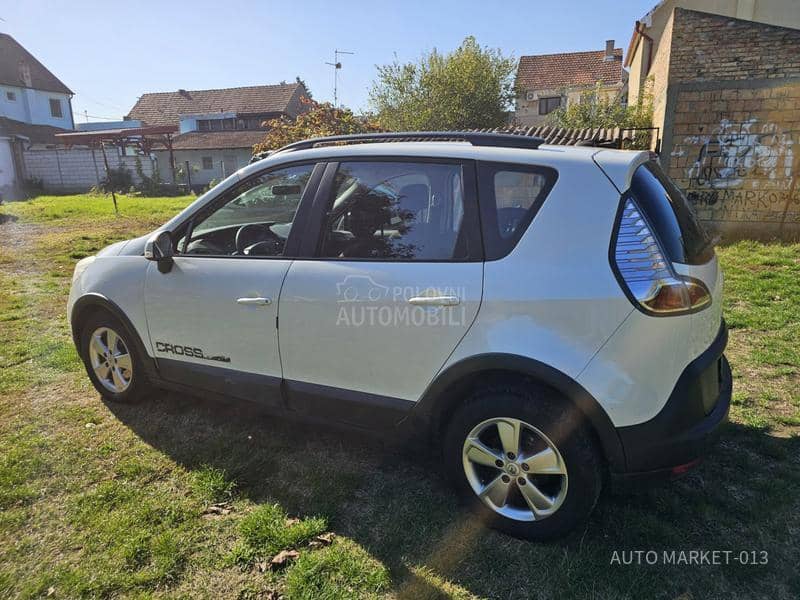 Renault Scenic 1.5 dci X-MODE CROSS