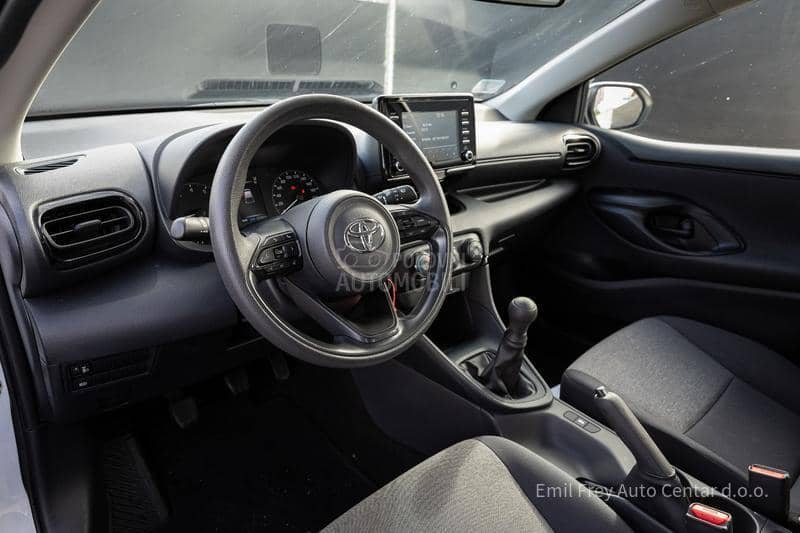 Toyota Yaris 1.0 Luna