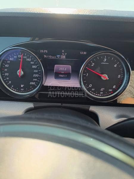 Mercedes Benz E 220 w213