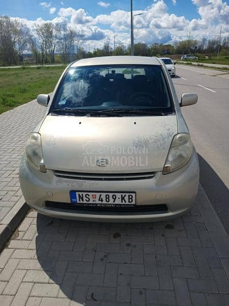 Daihatsu Sirion 1.0