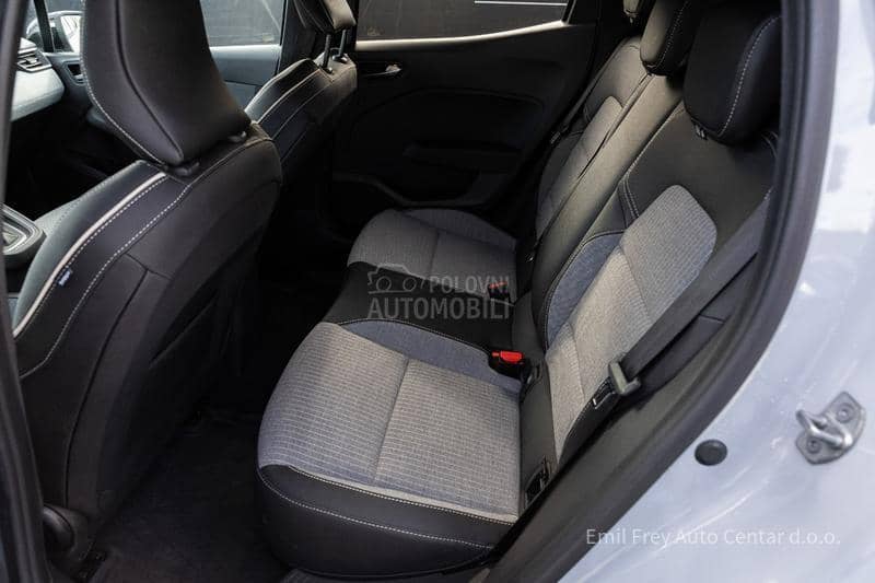 Renault Clio Techno 1.0 TCe90 CVT