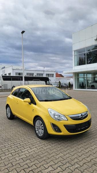 Opel Corsa D 1.3i ACTIVE