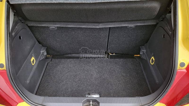 Opel Corsa D 1.3i ACTIVE