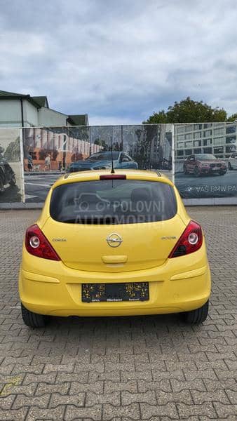 Opel Corsa D 1.3i ACTIVE