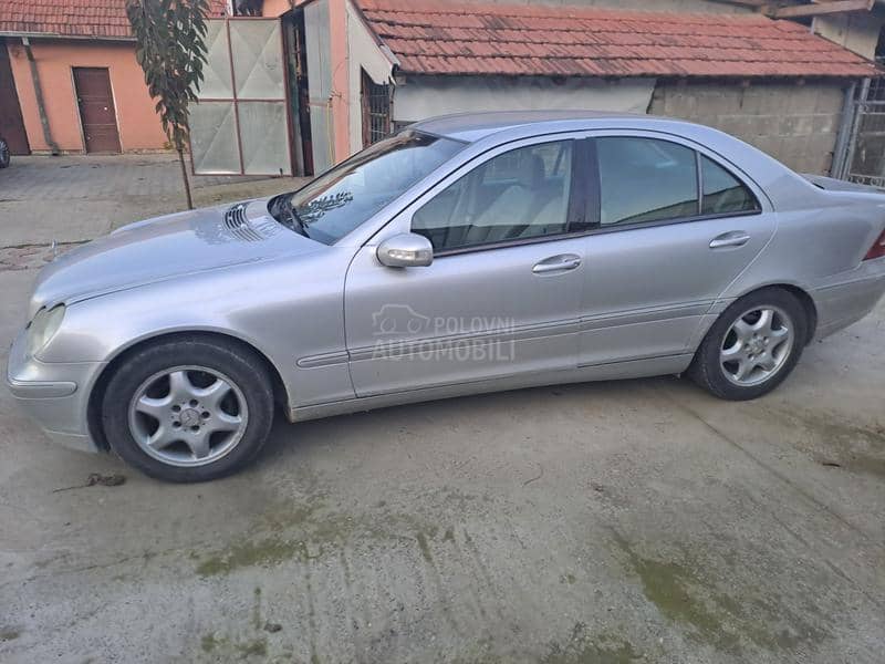 Mercedes Benz C 220 