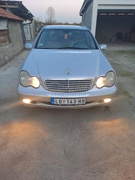 Mercedes Benz C 220 