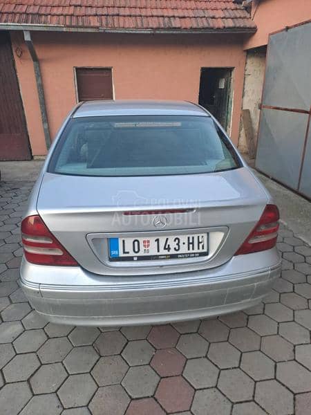 Mercedes Benz C 220 