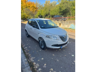 Lancia Ypsilon 0.9 cng