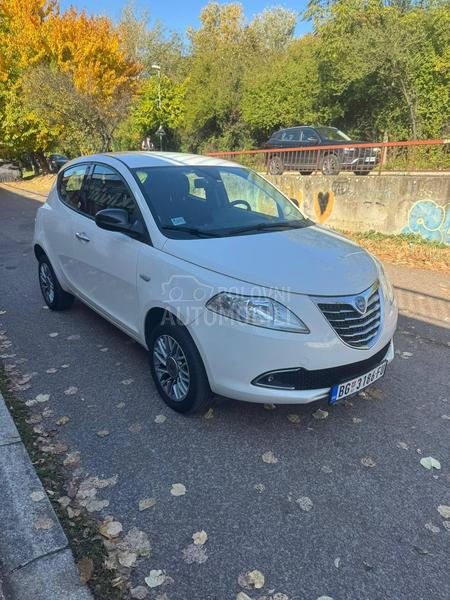 Lancia Ypsilon 0.9 cng