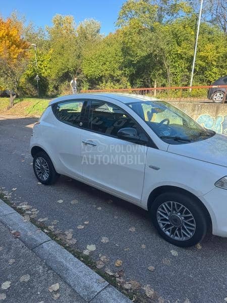 Lancia Ypsilon 0.9 cng