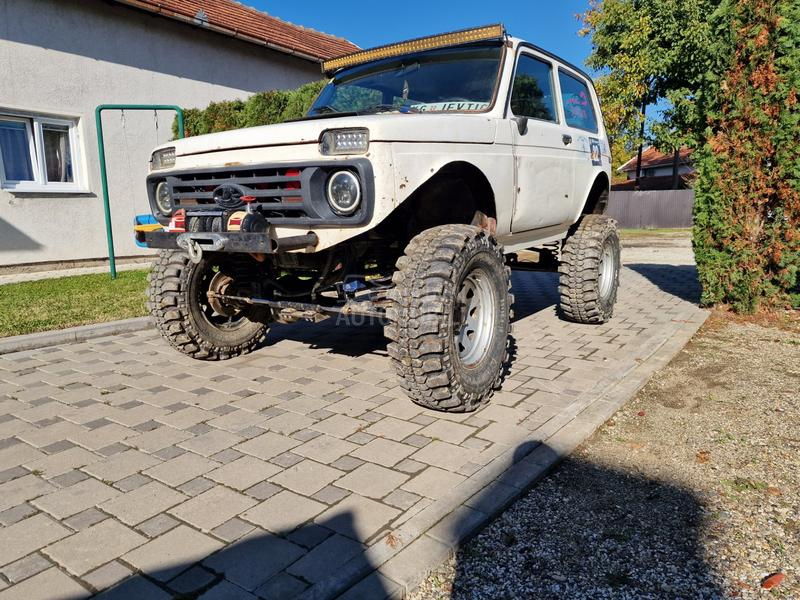 Lada Niva OFF ROAD