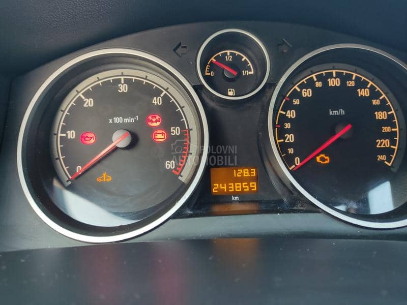 Opel Astra H 1.9cdti