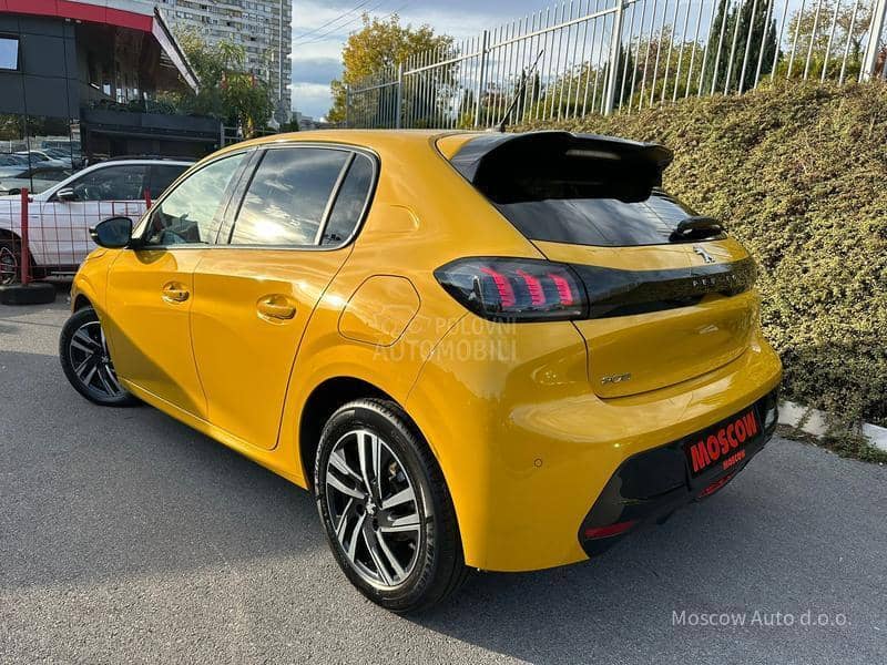 Peugeot 208 Allure pack 1.2