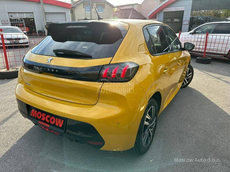 Peugeot 208 Allure pack 1.2