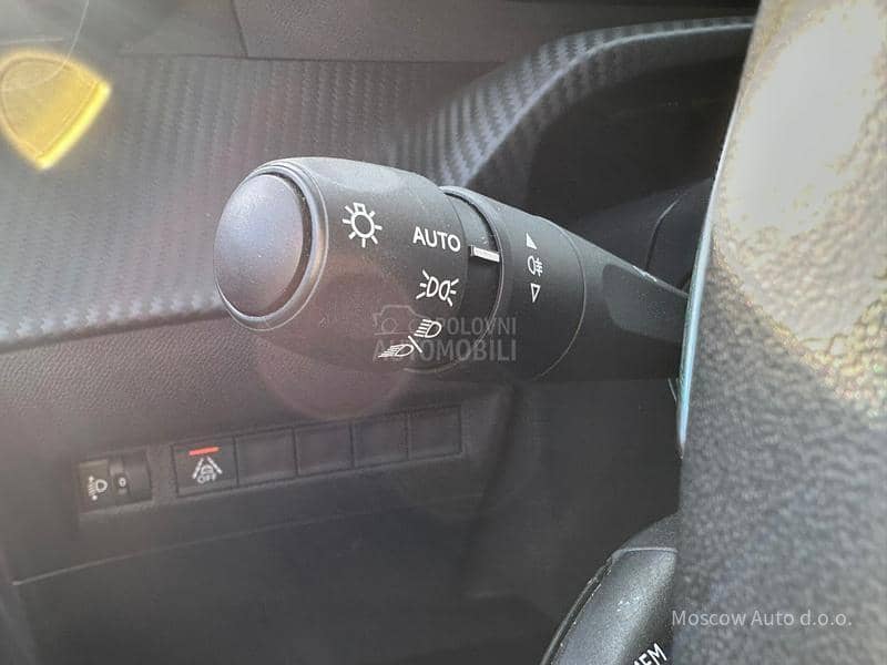 Peugeot 208 Allure pack 1.2