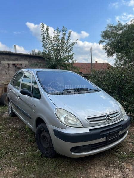 Citroen Xsara Picasso 2006. god. -  kompletan auto u delovima