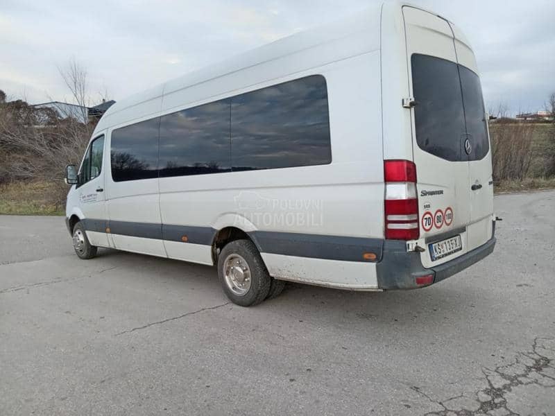 Mercedes Benz sprinter