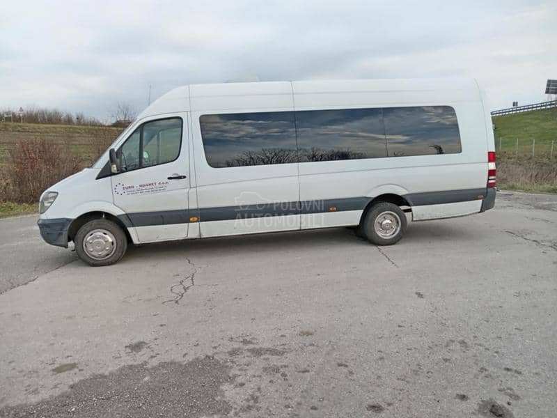 Mercedes Benz sprinter