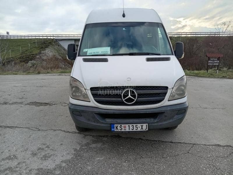 Mercedes Benz sprinter