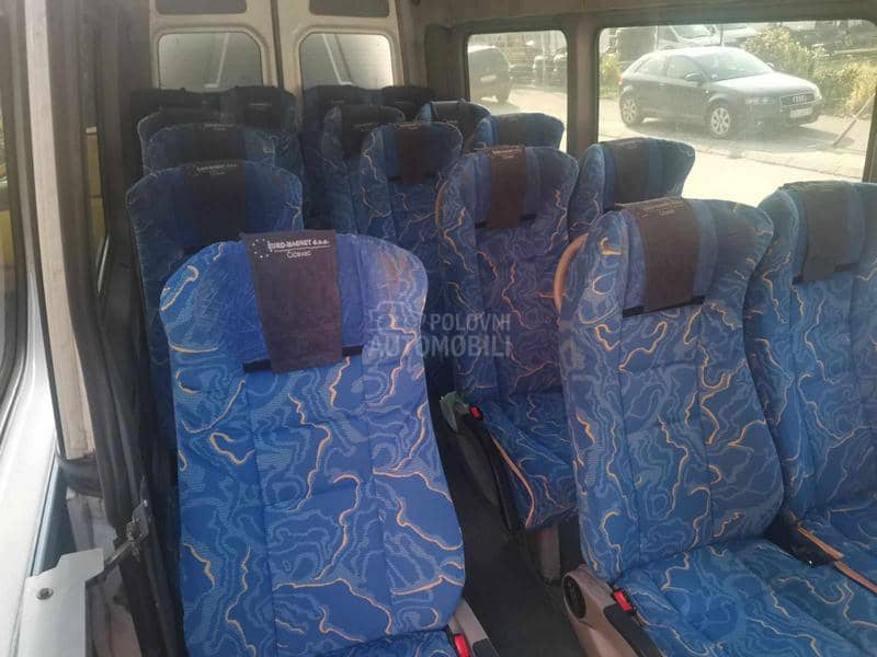 Mercedes Benz sprinter