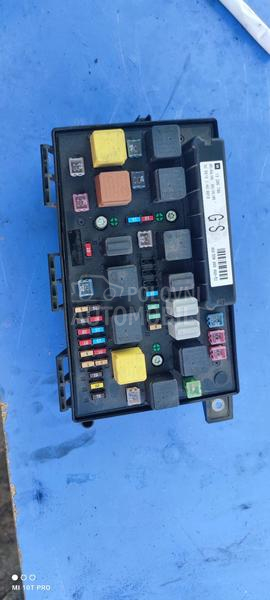 kutija osiguraca prednja