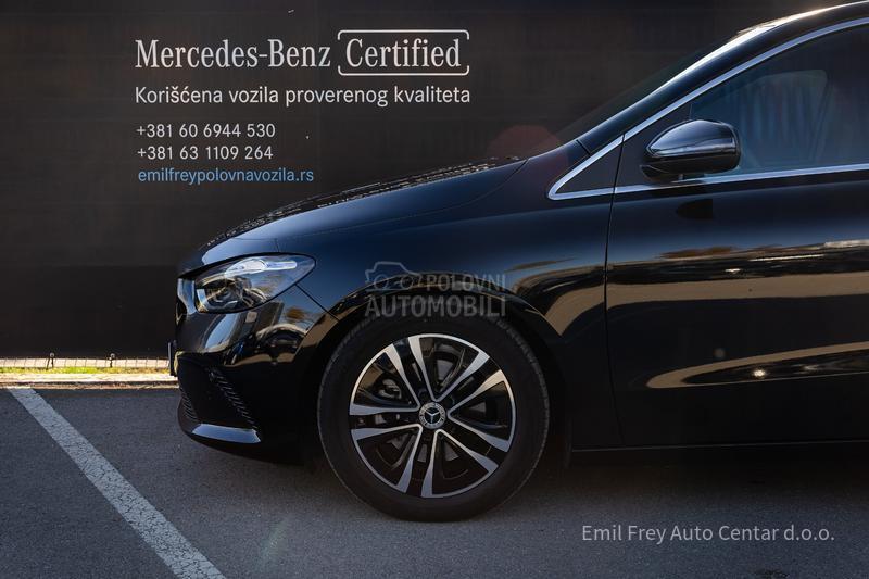 Mercedes Benz B 180 