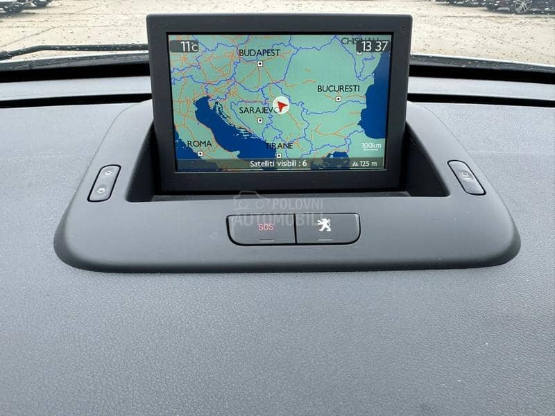 Peugeot 3008 2.0HDI HYBRID4 N O V