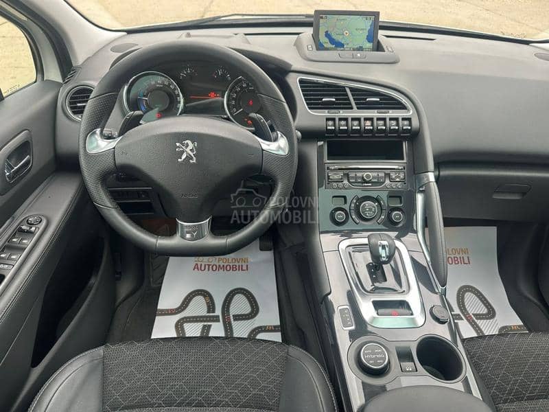 Peugeot 3008 2.0HDI HYBRID4 N O V
