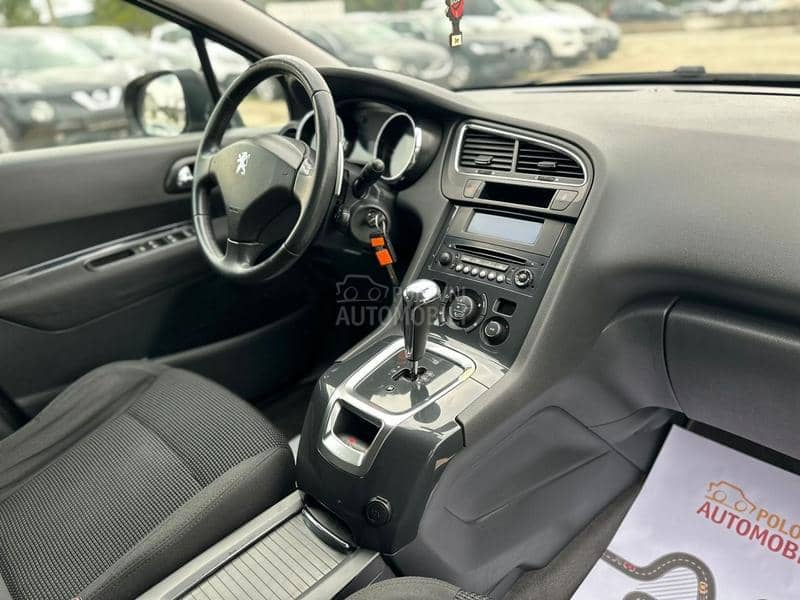 Peugeot 5008 1.6e-HDI A/T ACTIVE