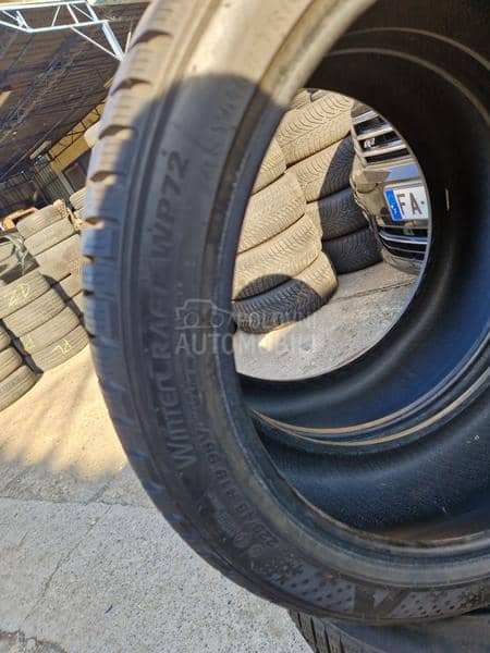 Kumho 225/45 R19 Zimska
