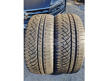 Kumho 225/45 R19 Zimska