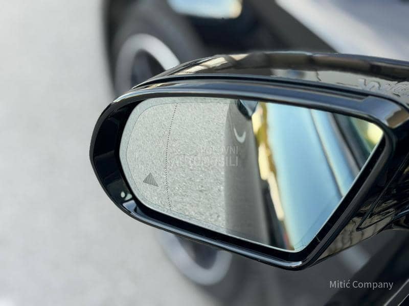 Mercedes Benz E 220 4 Matic 3 x AMG