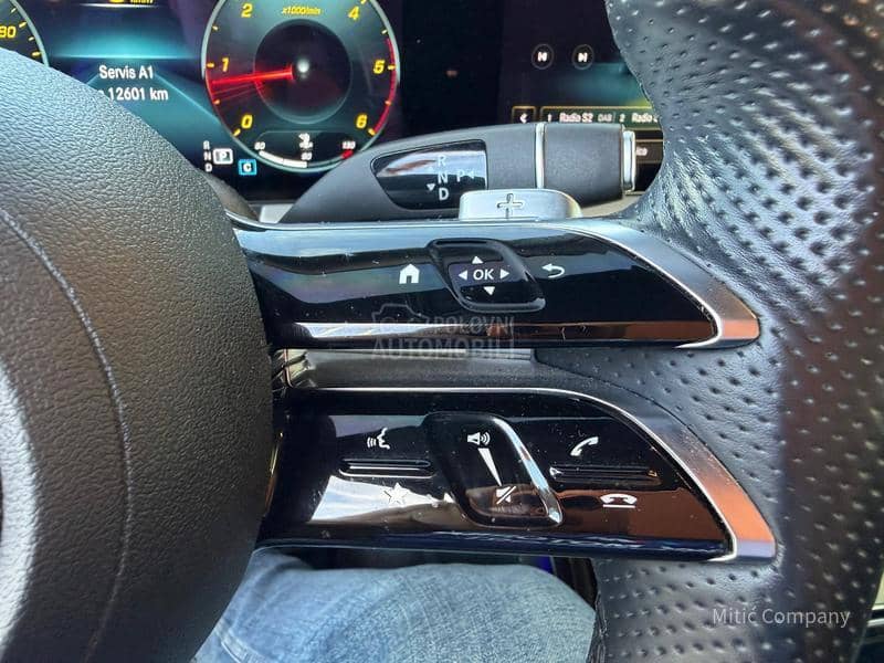 Mercedes Benz E 220 4 Matic 3 x AMG