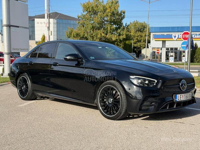 Mercedes Benz E 220 4 Matic 3 x AMG