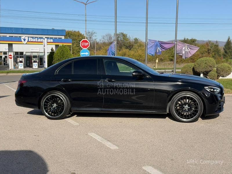Mercedes Benz E 220 4 Matic 3 x AMG