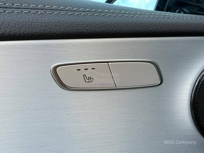 Mercedes Benz E 220 4 Matic 3 x AMG