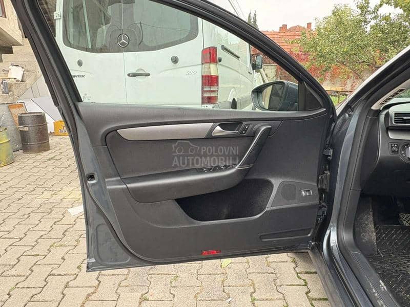 Volkswagen Passat B7 1.4. Fsi