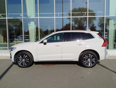 Volvo XC60 B4 MOMENTUM A/T