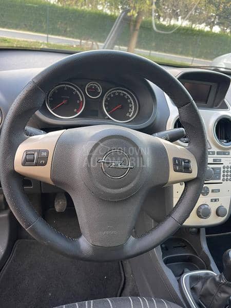 Opel Corsa D 