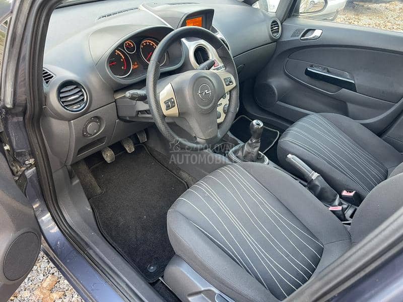Opel Corsa D 