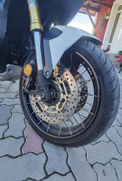 Honda xadv750