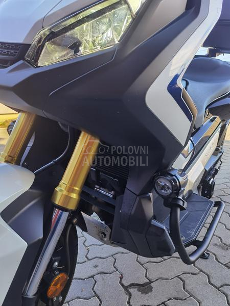 Honda xadv750