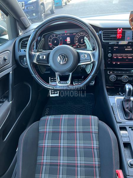 Volkswagen Golf 7 7.5 GTI Performance