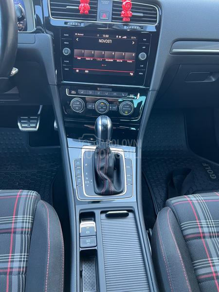 Volkswagen Golf 7 7.5 GTI Performance