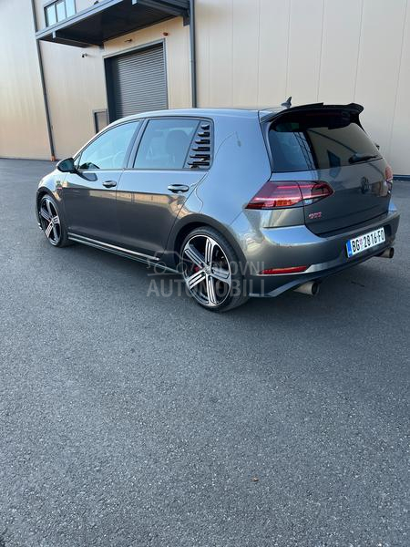 Volkswagen Golf 7 7.5 GTI Performance