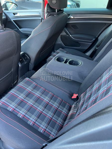 Volkswagen Golf 7 7.5 GTI Performance