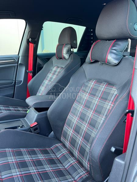 Volkswagen Golf 7 7.5 GTI Performance