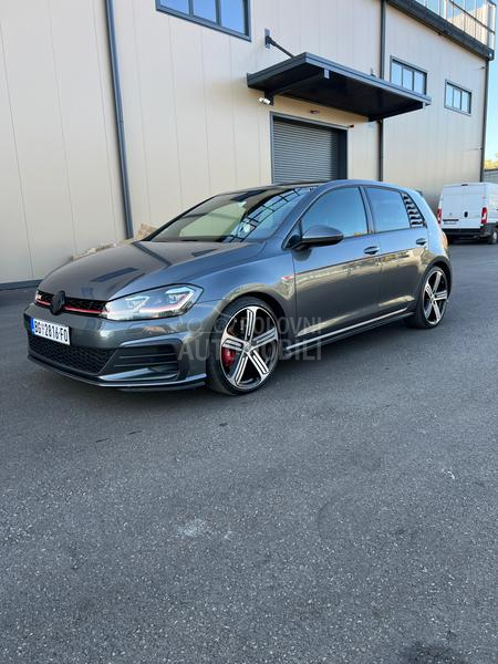 Volkswagen Golf 7 7.5 GTI Performance